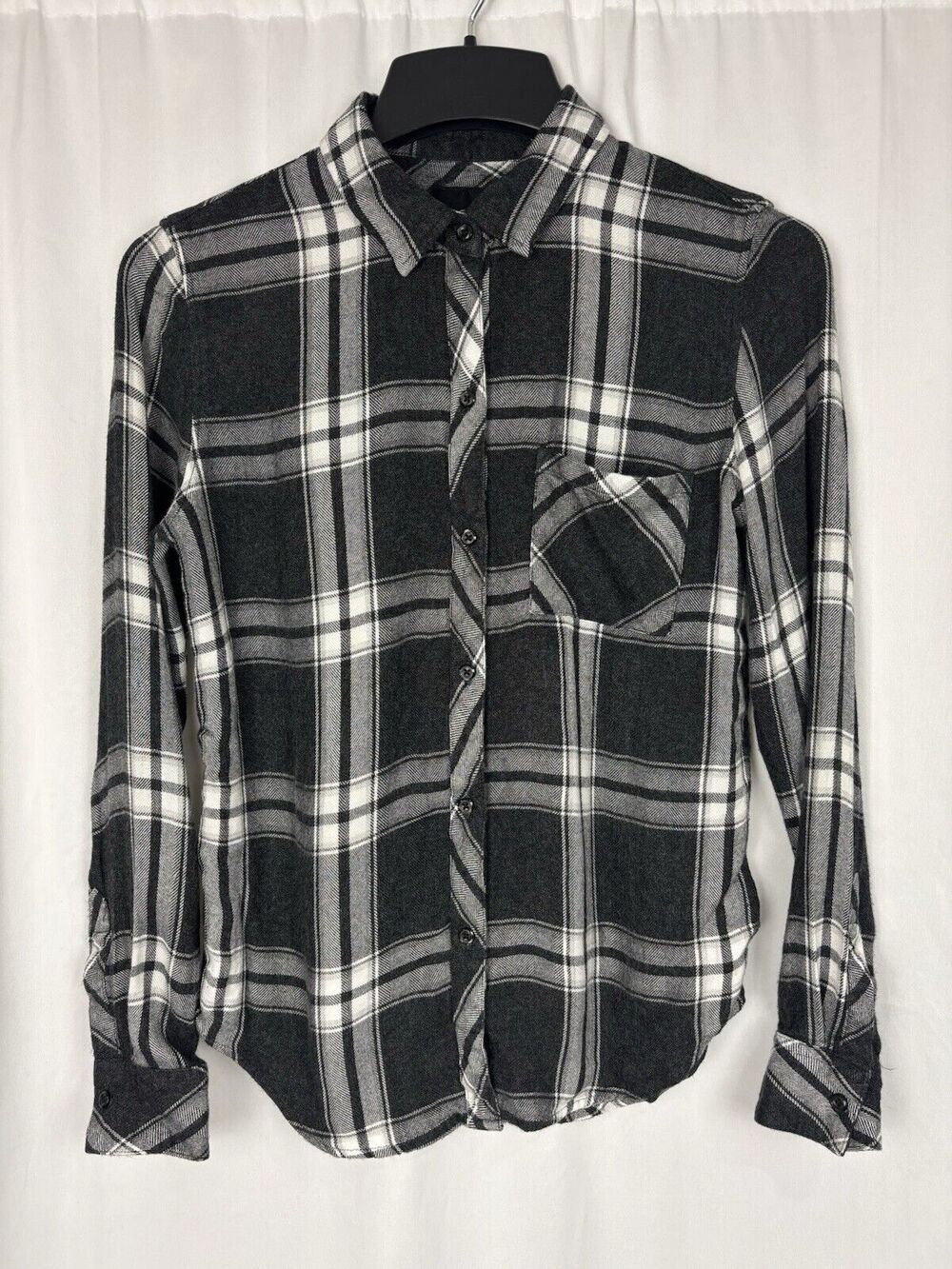 Rails Women's Flannel Shirt Button Up Long Sleeve Black And Gray Plaid XS